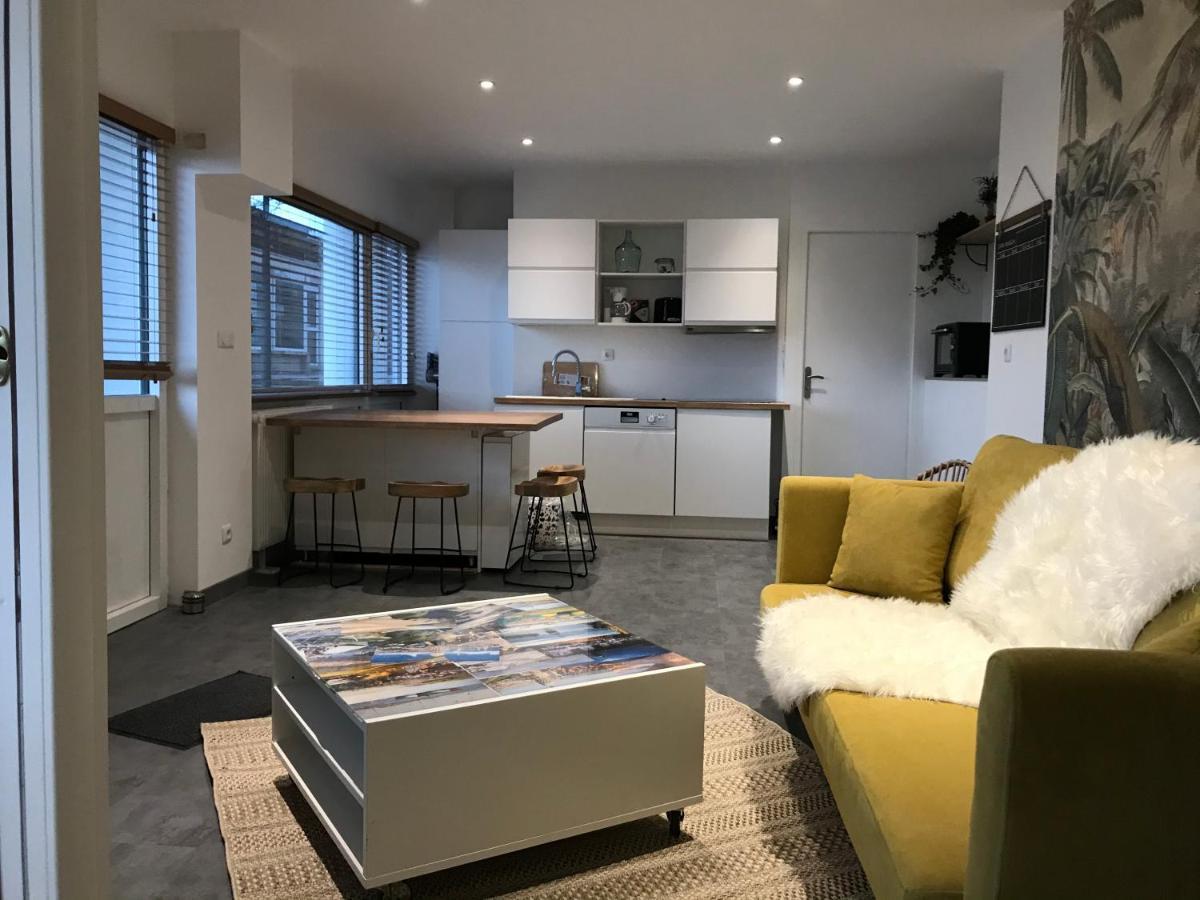 « L'escale Du Port » 400m De La Plage, 50m Du Centre Appartement