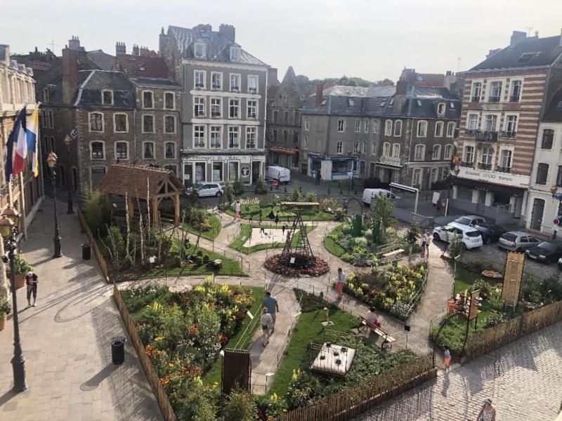 « L'escale Du Port » 400m De La Plage, 50m Du Centre Appartement